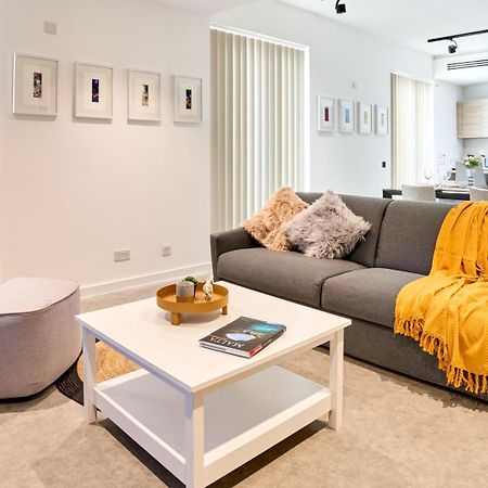 Stylish Apartment In Tigne Point Sliema Extérieur photo