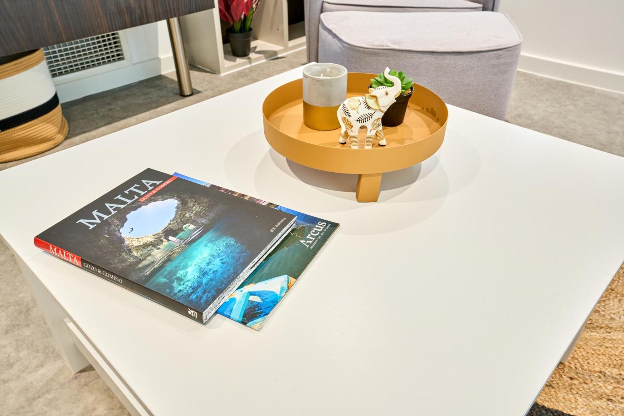 Stylish Apartment In Tigne Point Sliema Extérieur photo