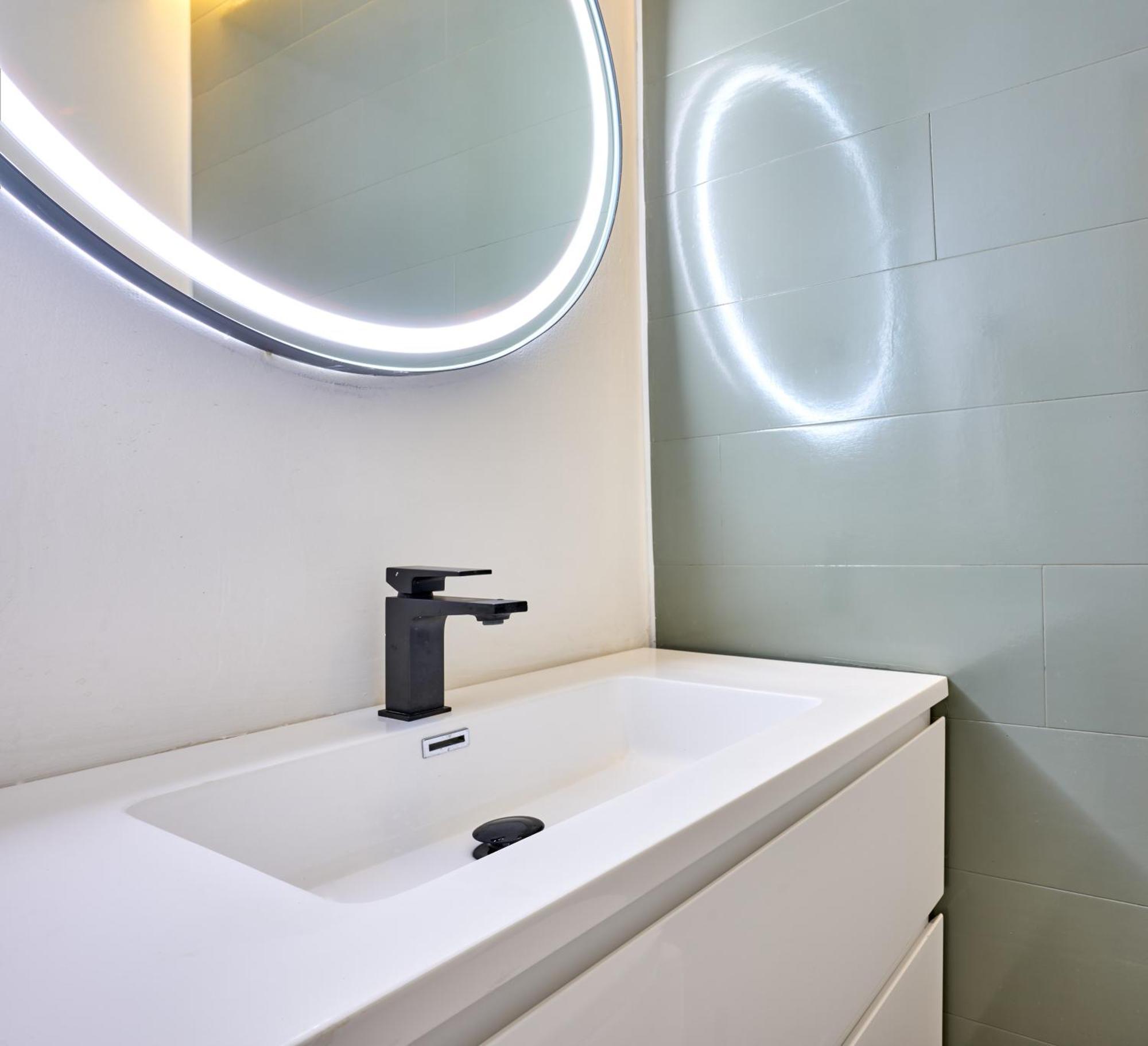 Stylish Apartment In Tigne Point Sliema Extérieur photo