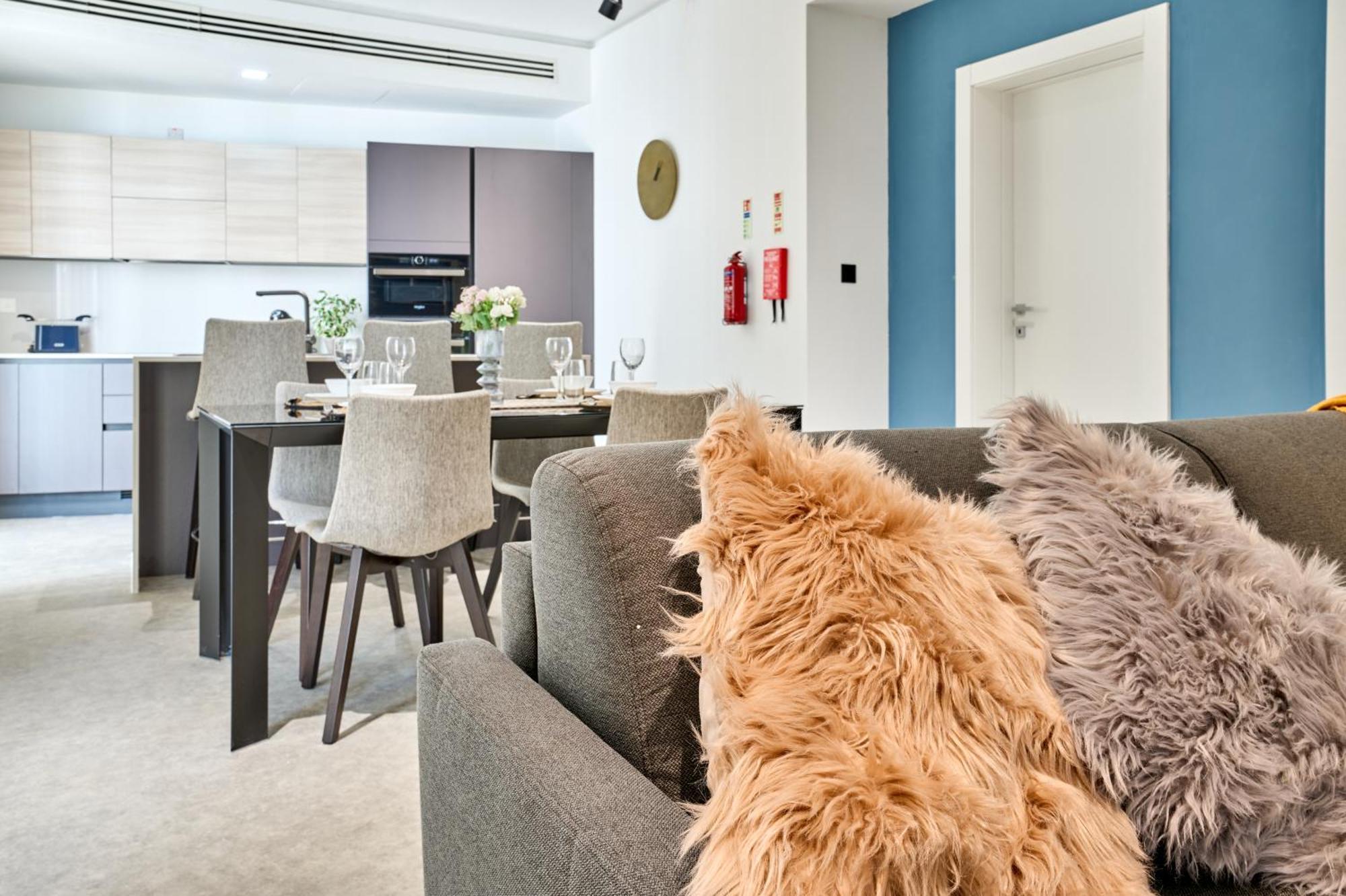 Stylish Apartment In Tigne Point Sliema Extérieur photo